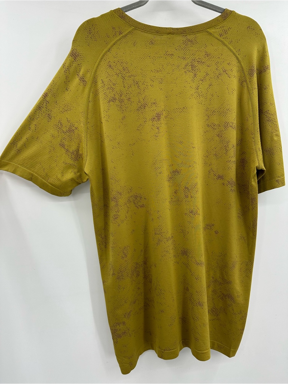 lululemon athletica Men's Green And Brown Short Sleeve Performance Tee XL - Picture 5 of 11